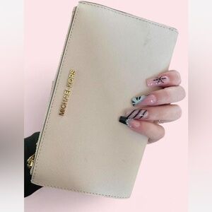 Baby Pink Michael Kors Wallet Clutch